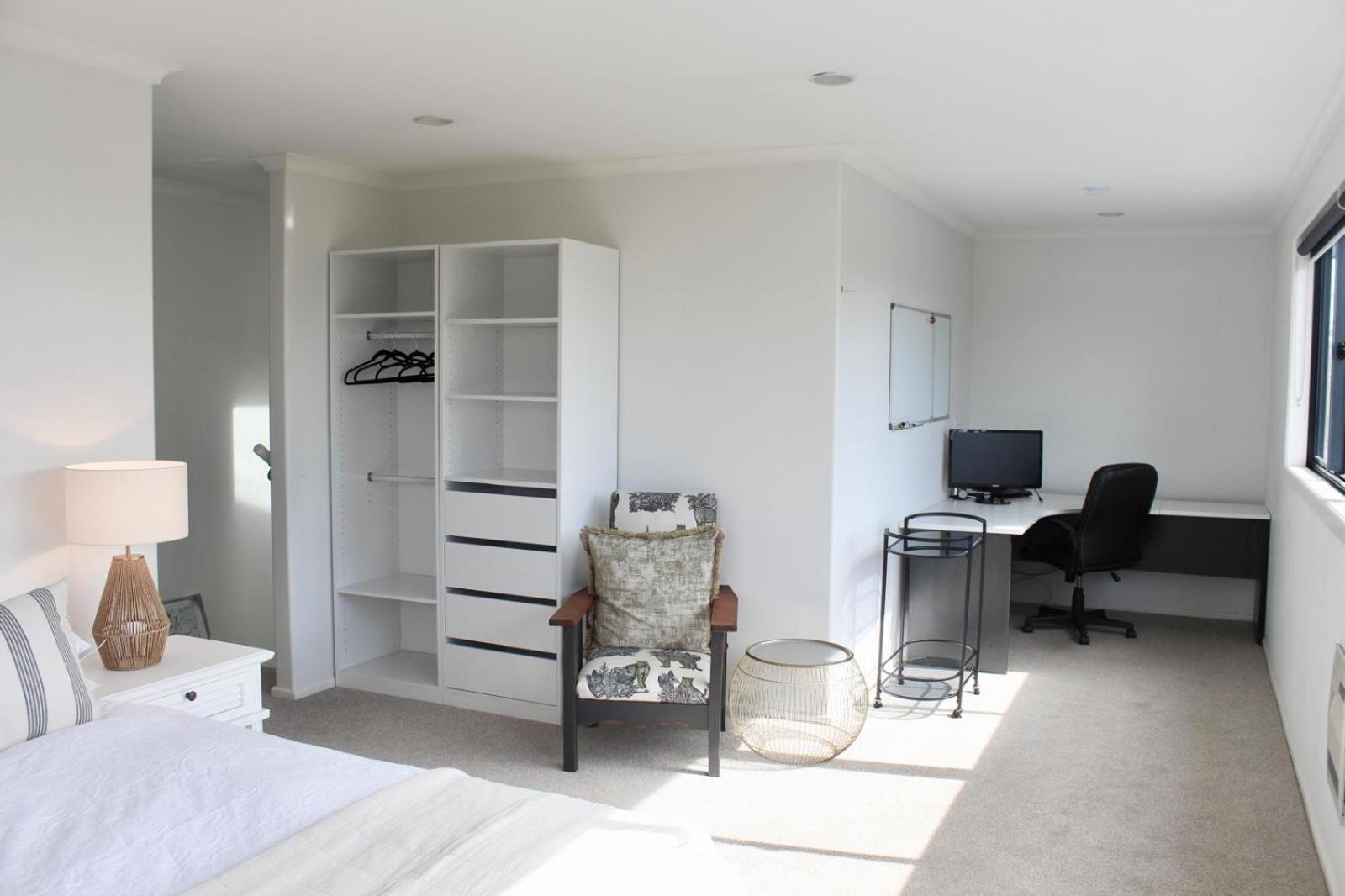 5-Min Walk To Village - Havelock North Holiday Home With Spa Pool 外观 照片